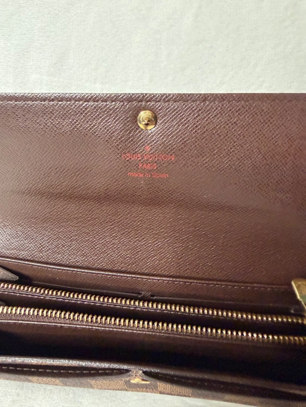 Louis Vuitton Damier Ebene Sarah Long Wallet - Picture 10 of 10